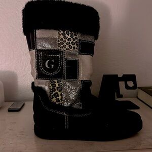 Guess boots